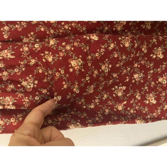 Vintage Red Floral Sleeveless Button-Front Jumpsuit with Pockets - Picture 5 of 11